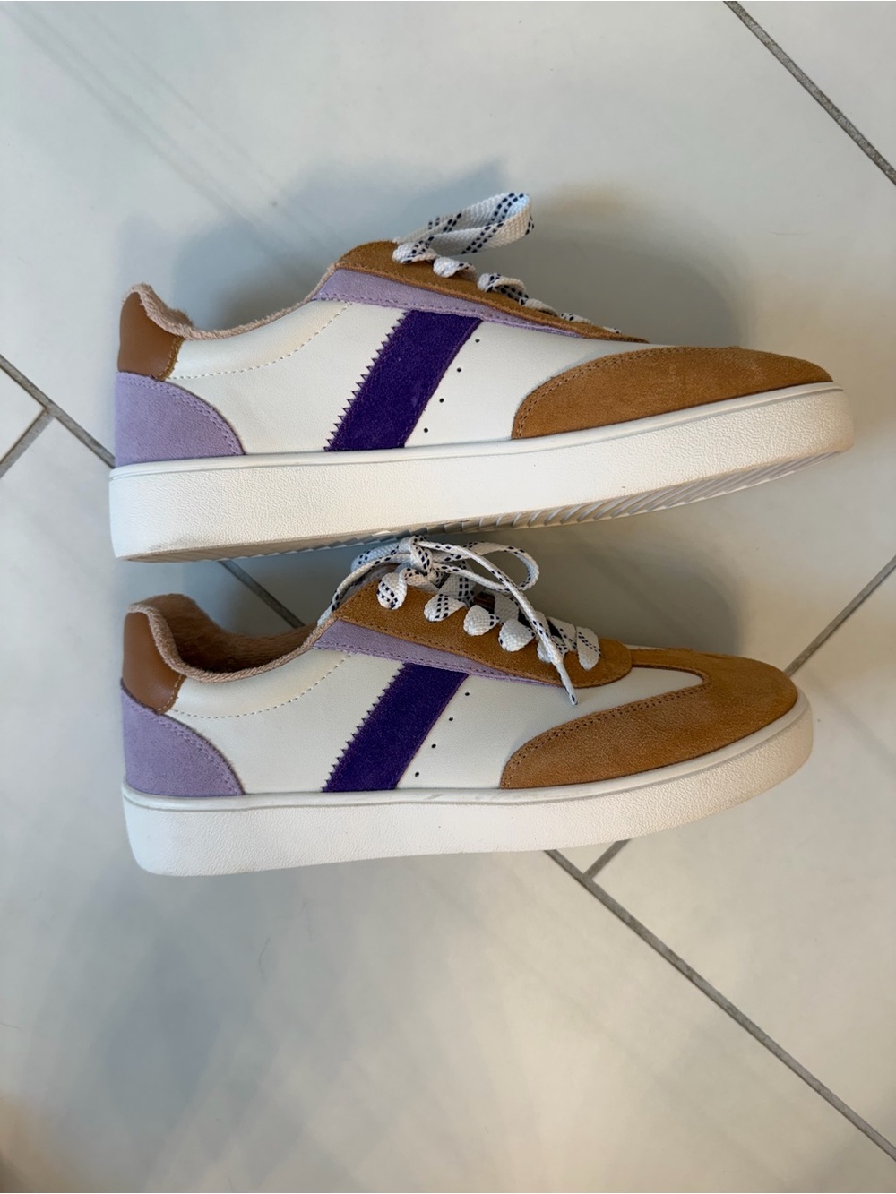 Chelsea & Violet White Sneakers with Purple and Tan Accents